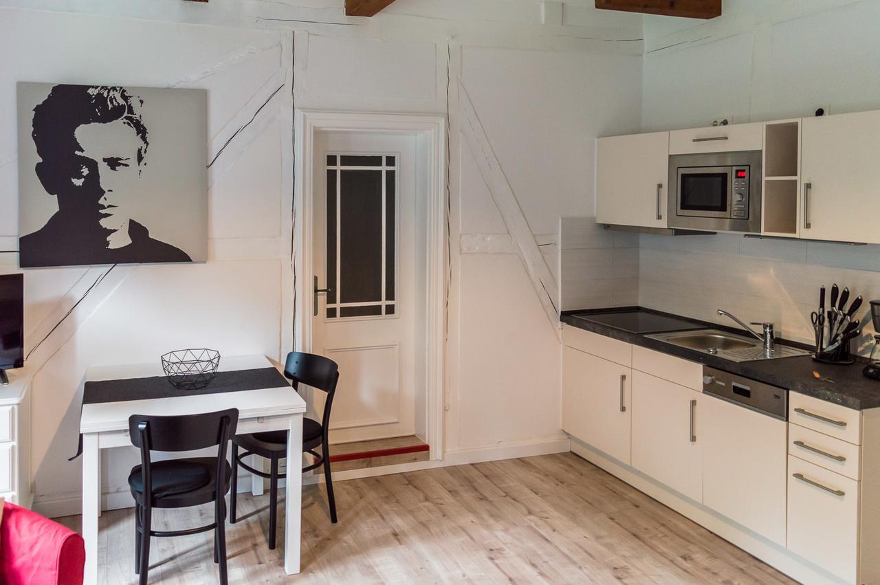 Gutshof Gross Behnkenhagen Apartment Bagian luar foto