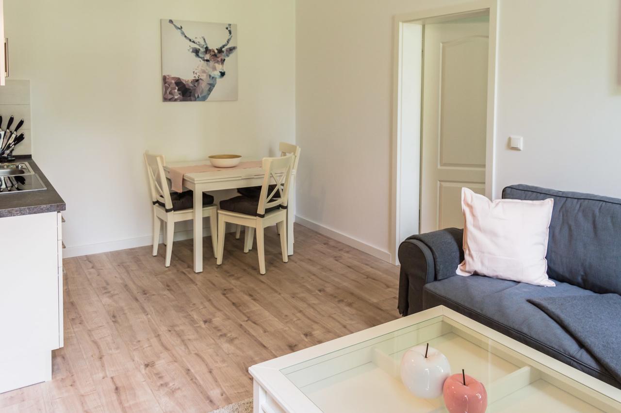 Gutshof Gross Behnkenhagen Apartment Bagian luar foto