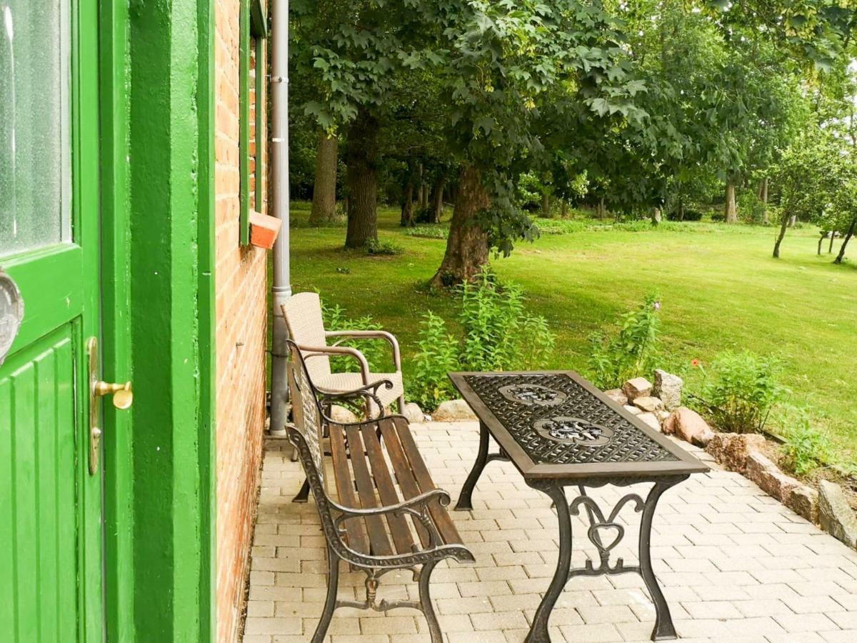 Gutshof Gross Behnkenhagen Apartment Bagian luar foto