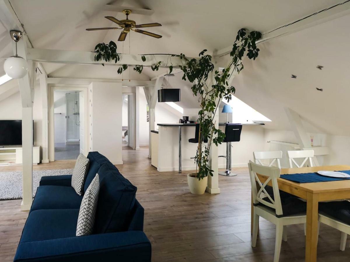 Gutshof Gross Behnkenhagen Apartment Bagian luar foto